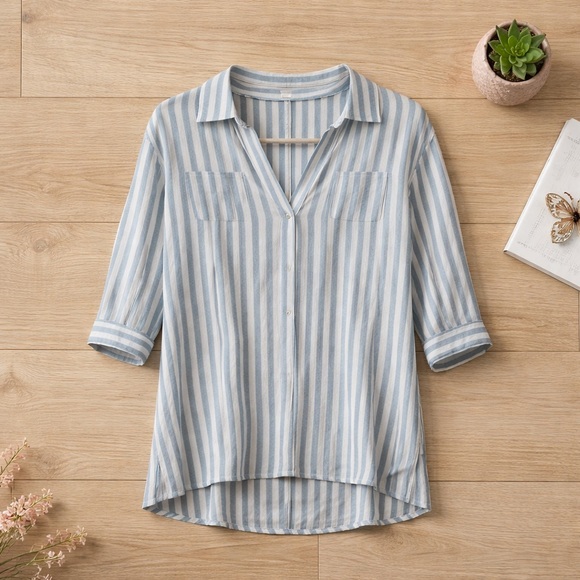 Raviya Dresses & Skirts - NWT Raviya Blue and White Striped Tunic Size Medium